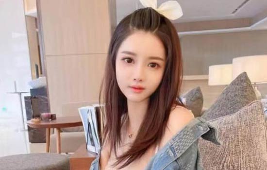成都 彤彤